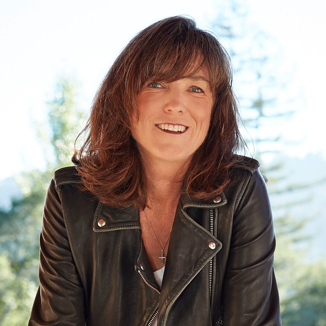 Linda Yates